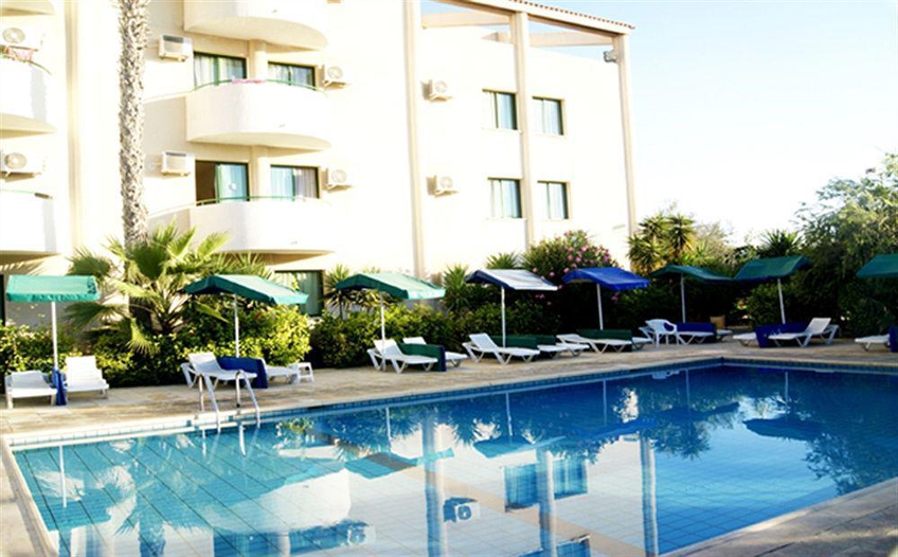 Mandalena Hotel Apartments Protaras Esterno foto