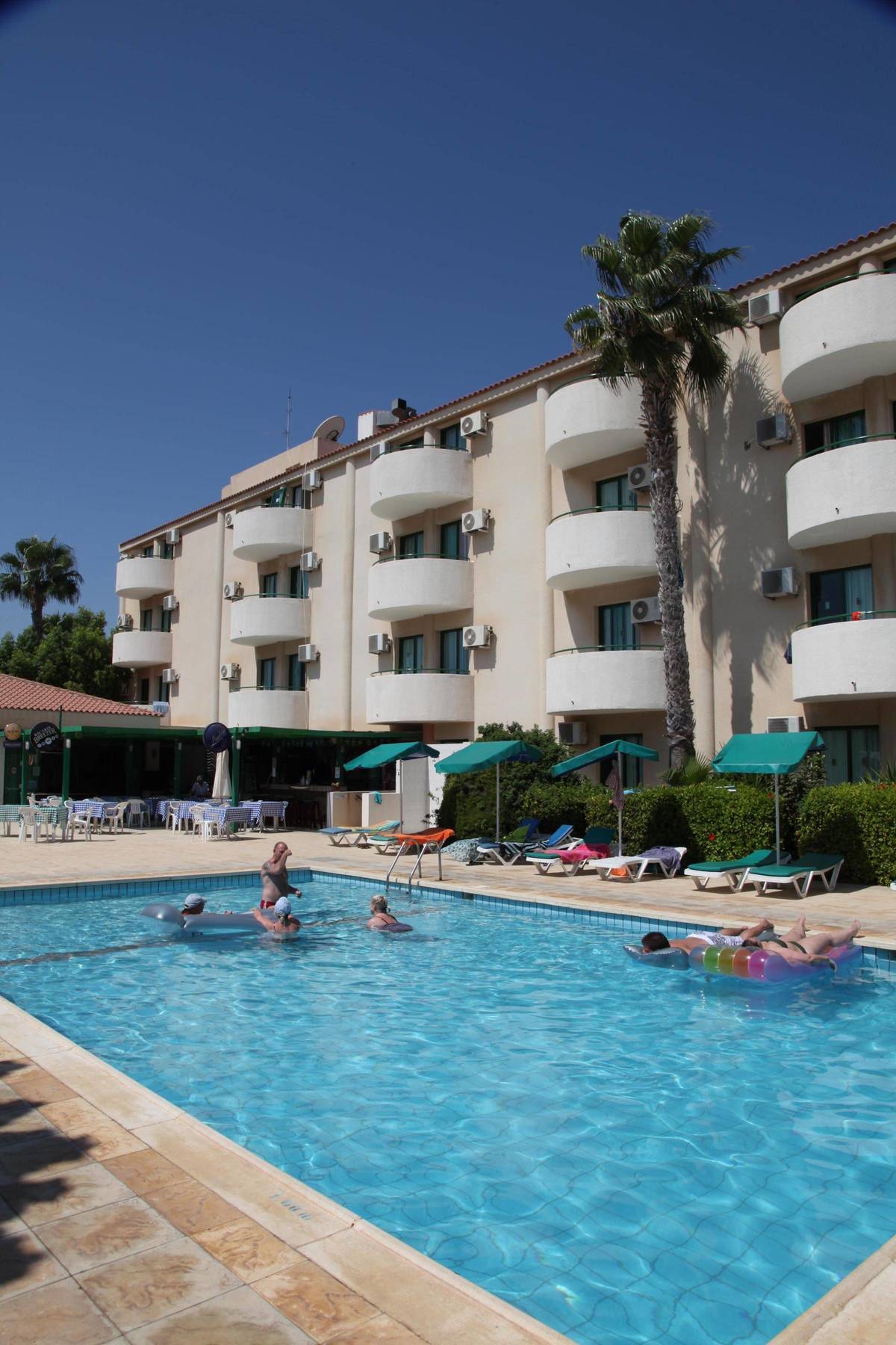 Mandalena Hotel Apartments Protaras Esterno foto
